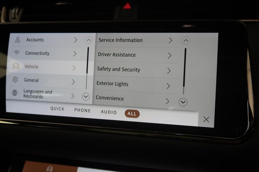 2021 Land Rover Range Rover Evoque P250 R-Dynamic SE L551 Photo 22